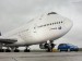 VW Touareg a Boeing 747.jpg